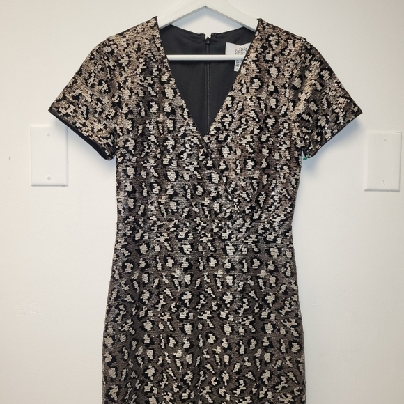 Badgley Mischka Belle Leopard Sequined Midi Dress Size 0. - Picture 3 of 16